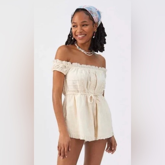 UO Evie Off-The-Shoulder Check Romper in Ivory - Picture 1 of 7